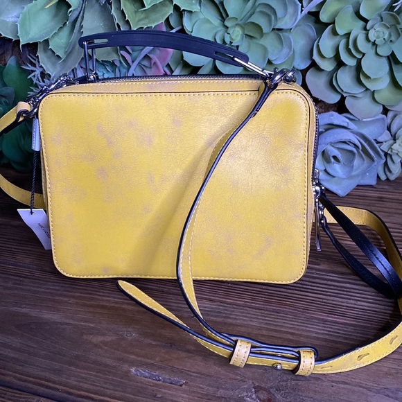 Marc Jacobs Yellow Textured Leather Square Handled Two Compartment Shoulder Bag - Picture 10 of 17